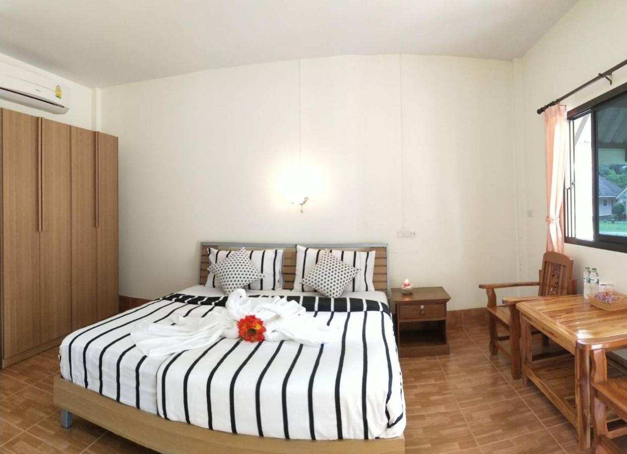 The Phura Smile Beach - Sha Extra Plus 3* Khao Lak