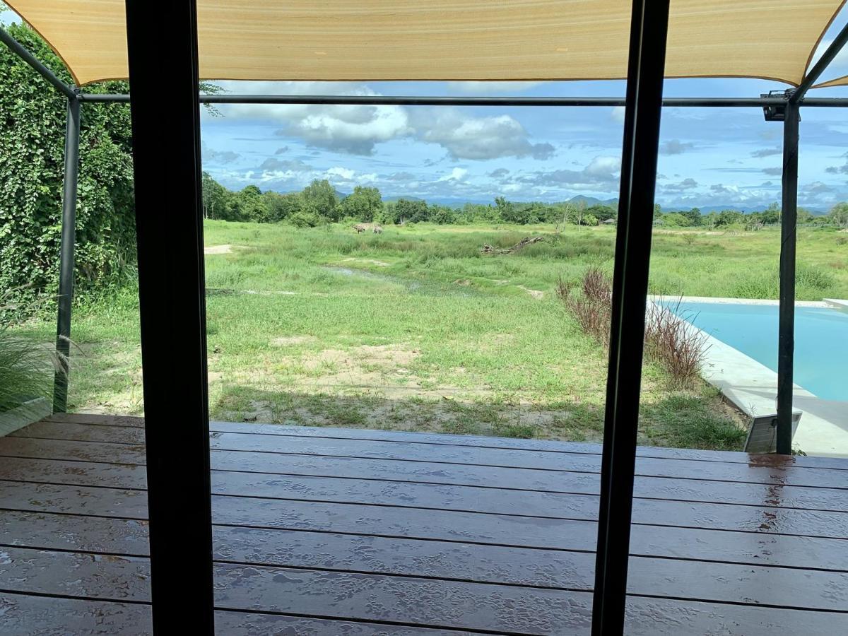 I Phants Resort