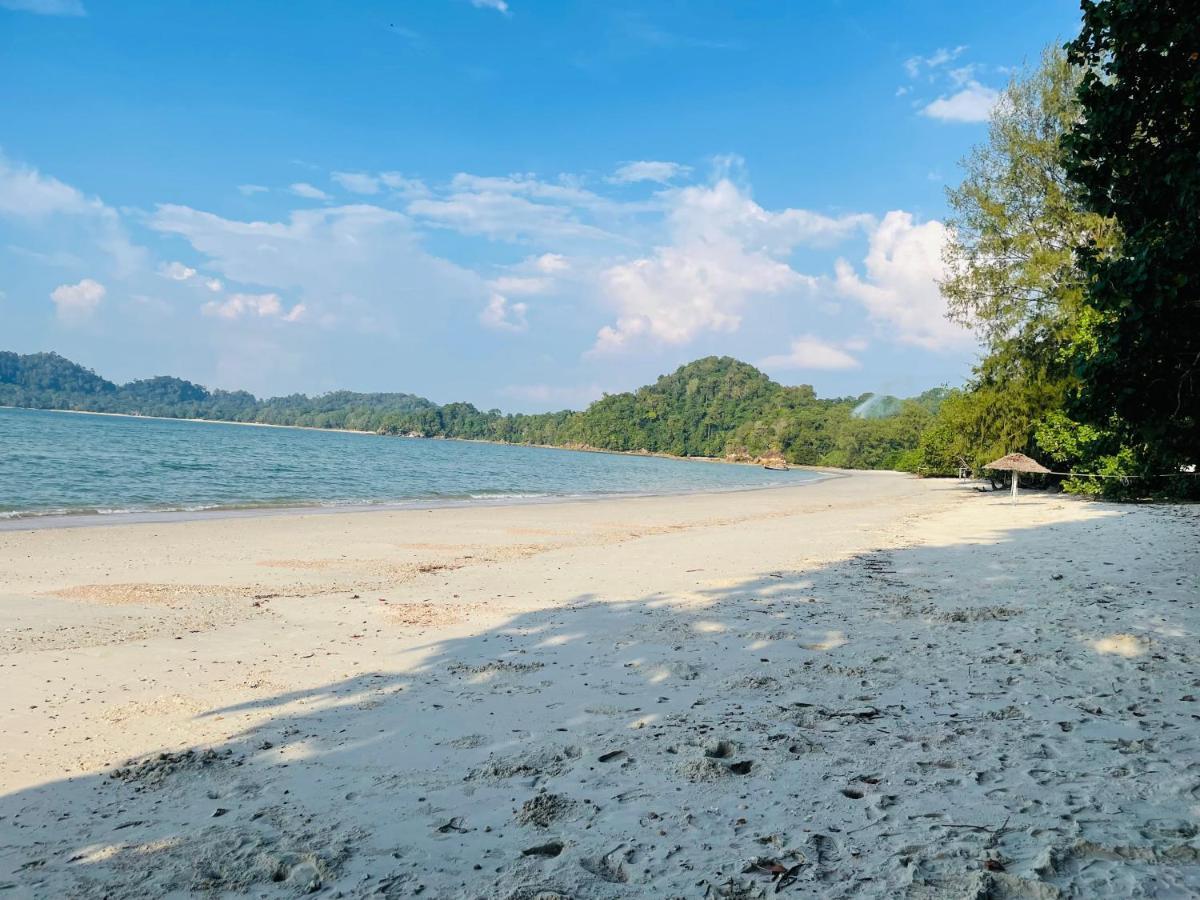 Marina Ranong Resort *