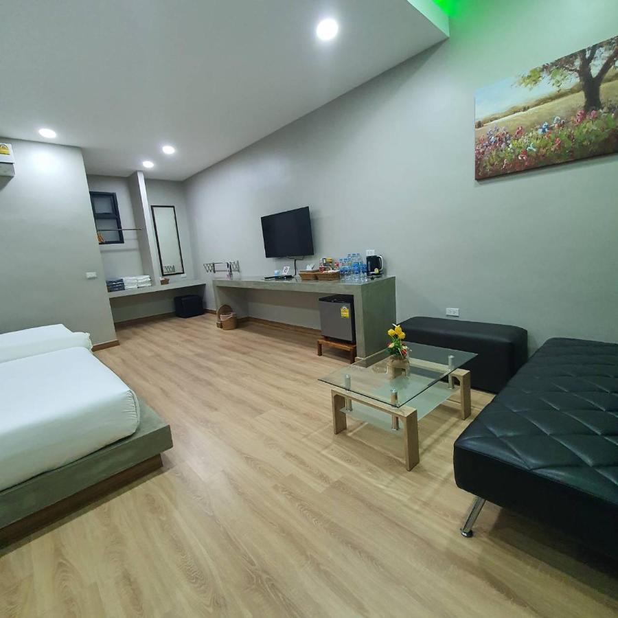 Sawasdee​ Buriram​
