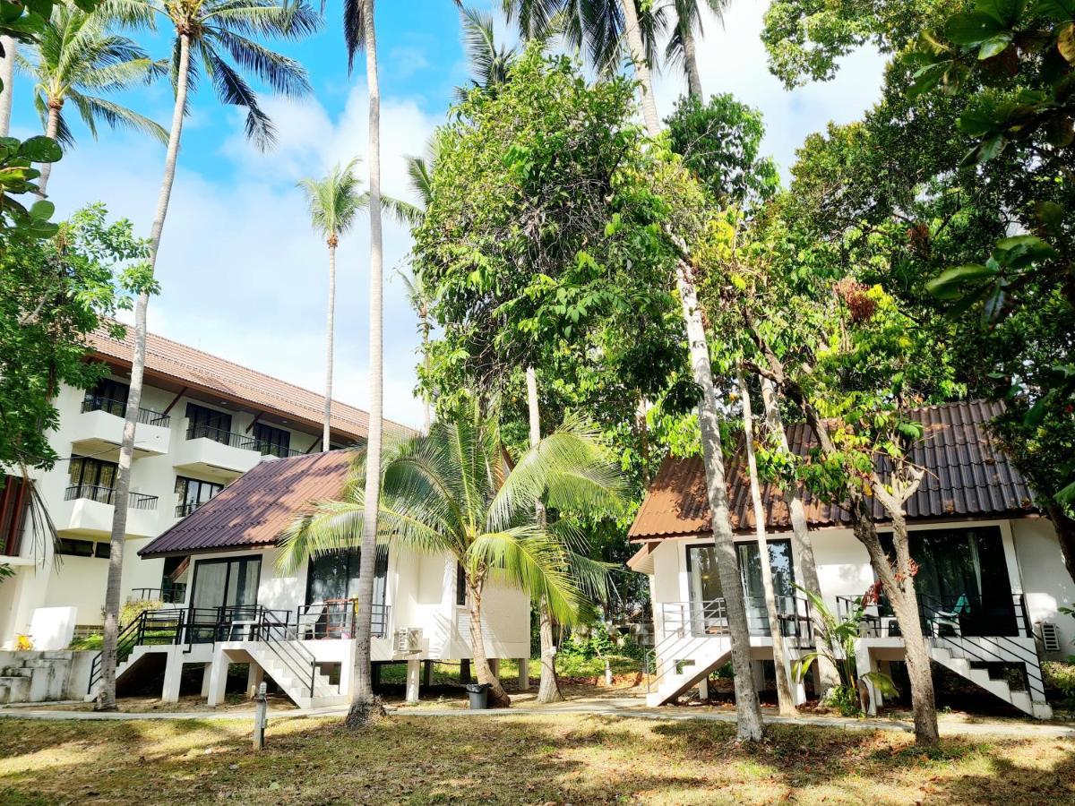 Astrococo By Coconut Resort 3*