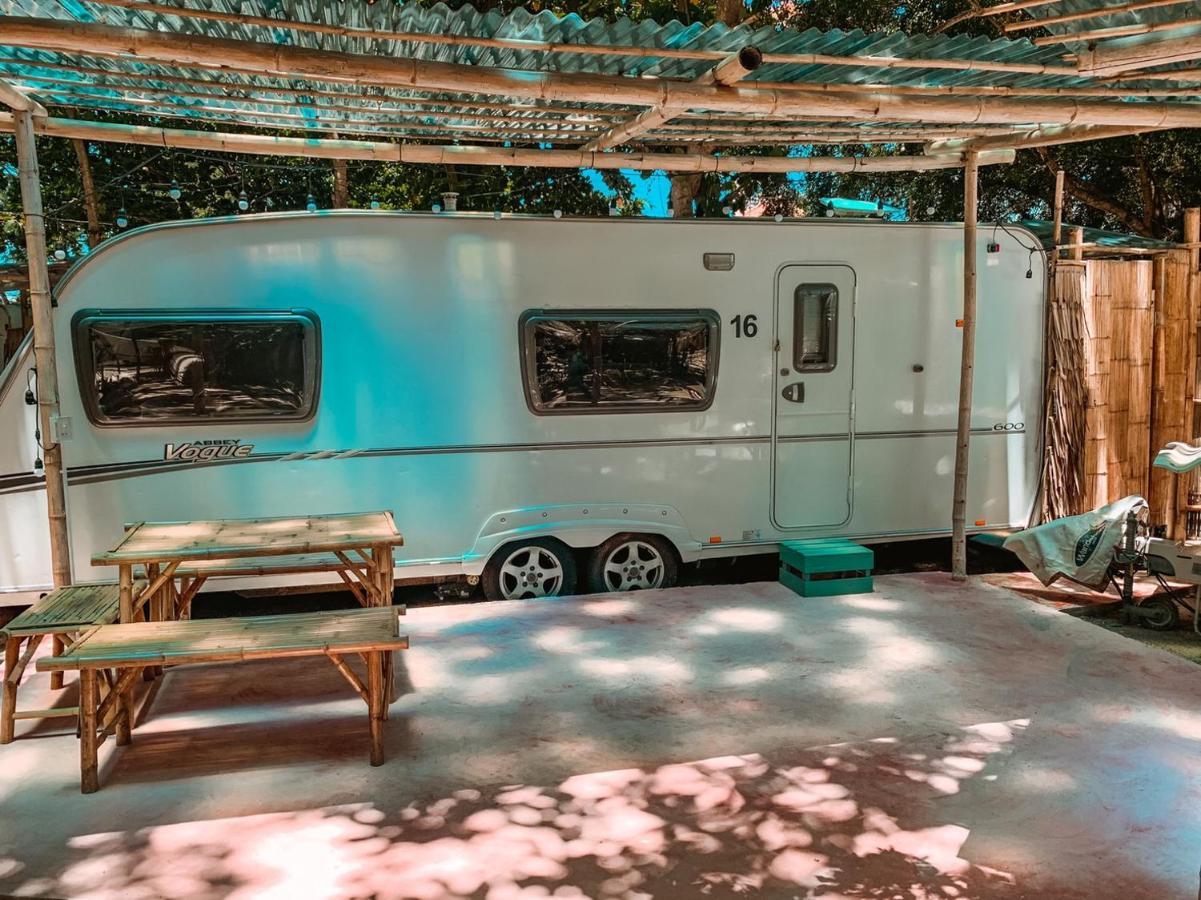 Hotel House Camp 3*