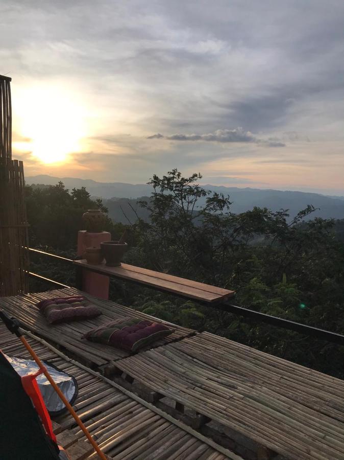 Terre Terrace Glamping - Doichang Bed & Breakfast