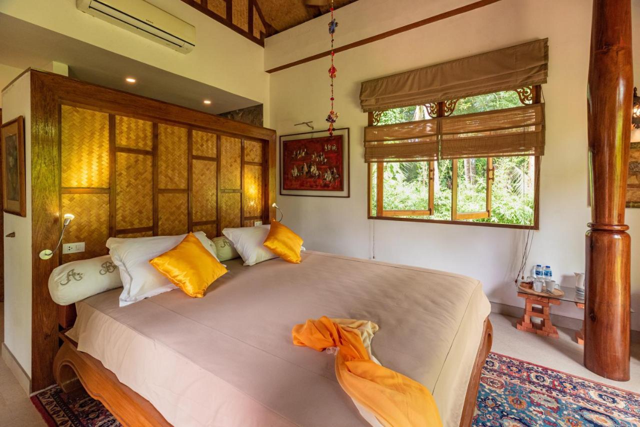 Tropical Bliss * Mae Nam