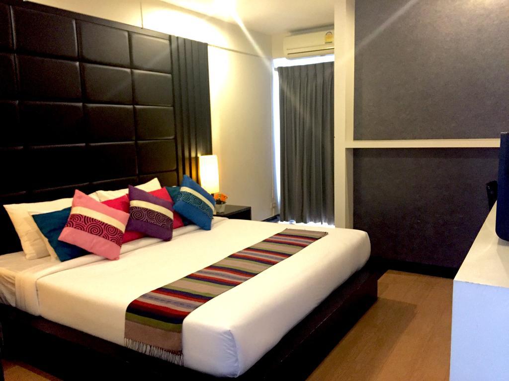 Hotel Charoenchit House