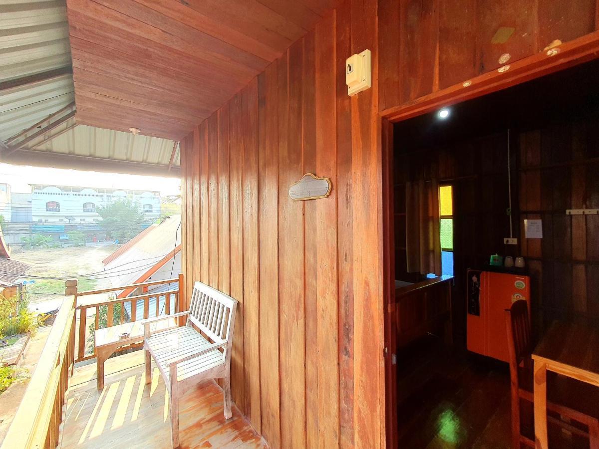 Ktt And Motorbike & Bicycle For Rents Guest house 2*