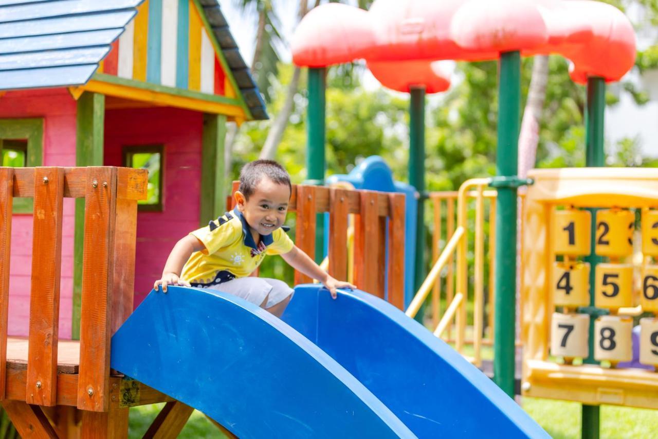 Pinnacle Grand Jomtien And Club 4*