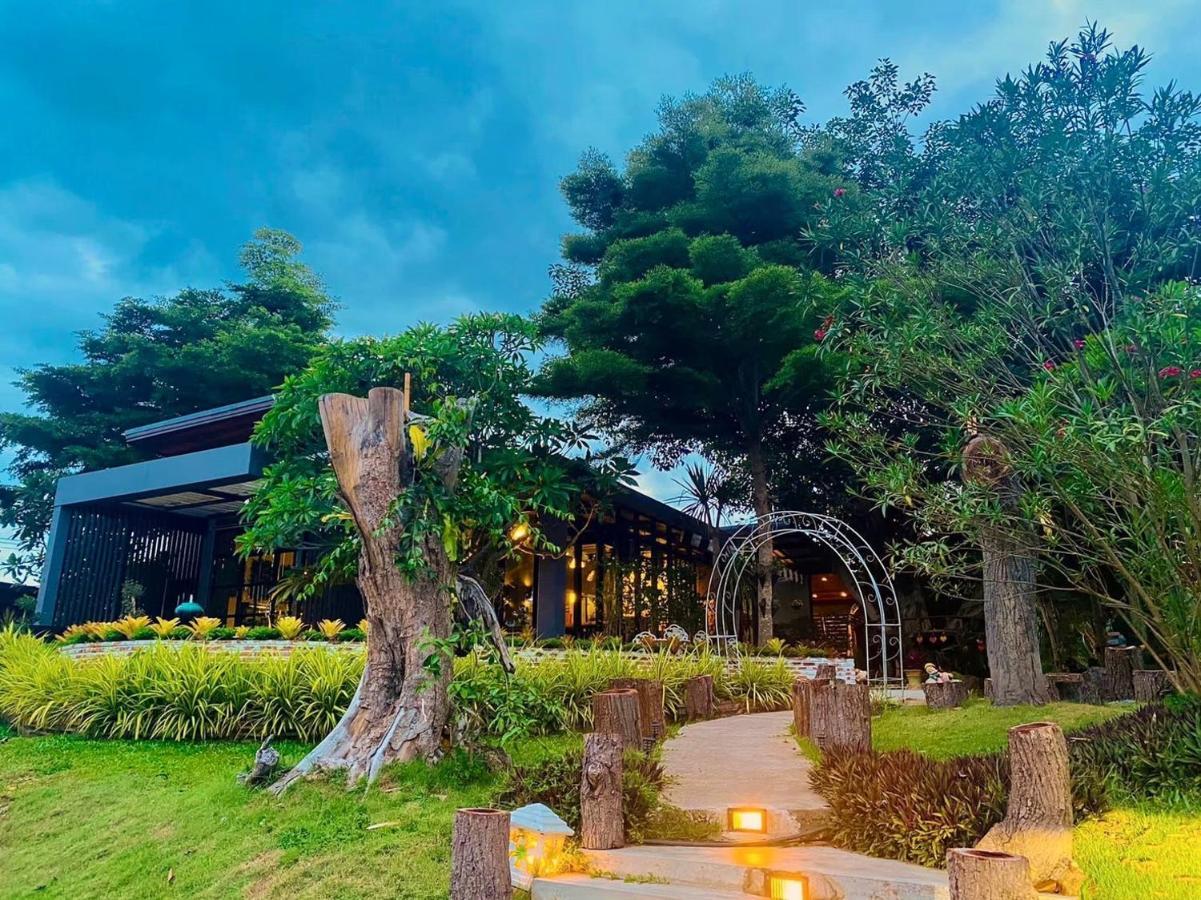 Resort Baan Suan Leelawadee 4*