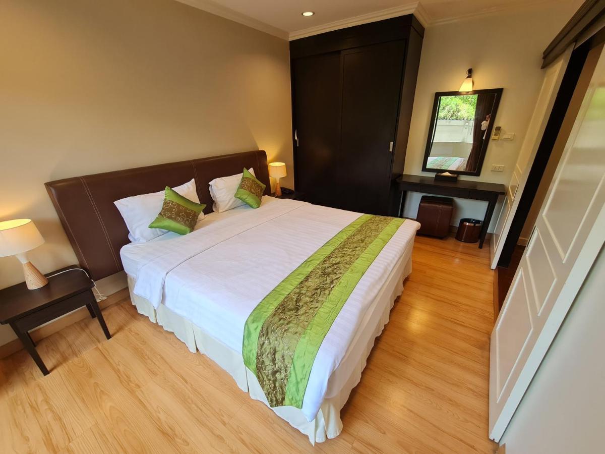 Hotel Grand Garden & 4*