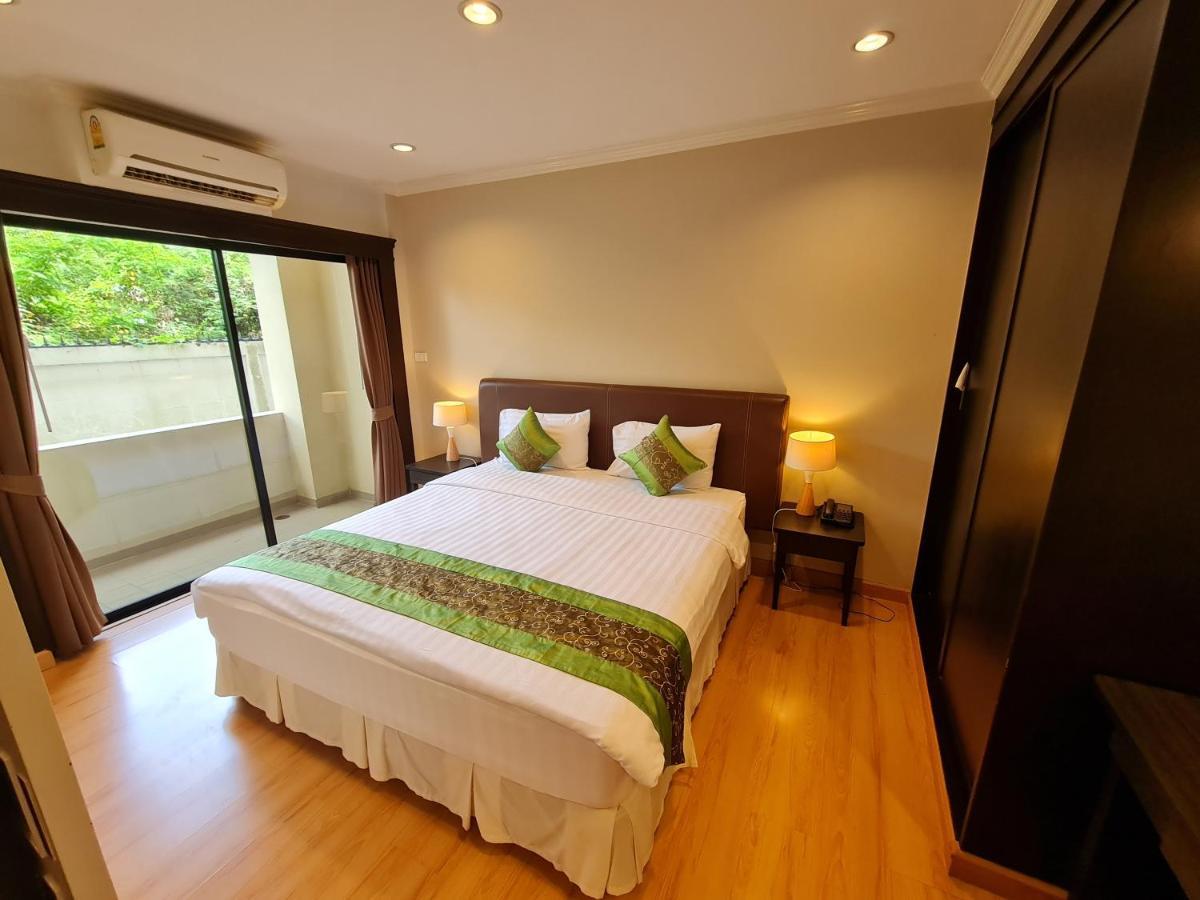 Hotel Grand Garden &