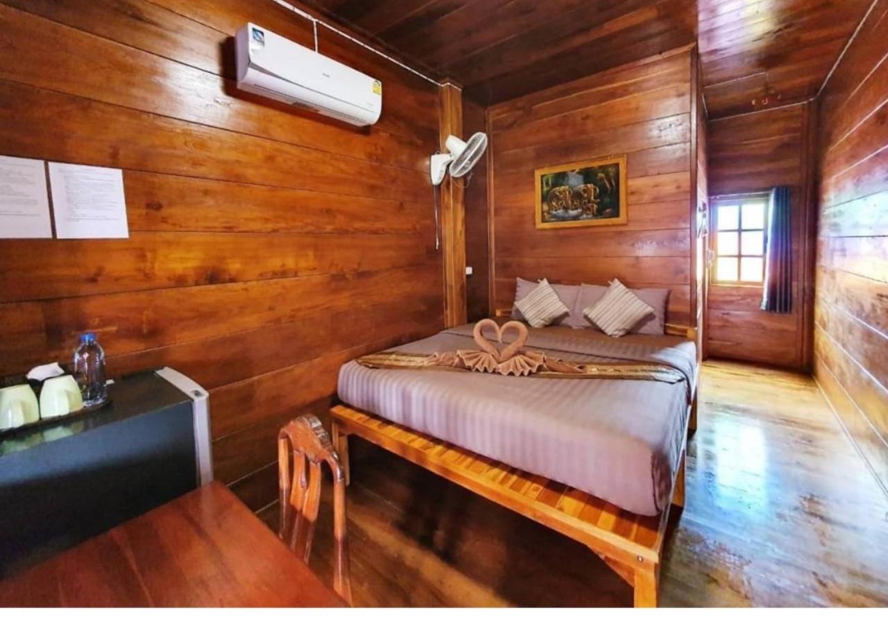 Resort Perfect And Motorbike & Bicycle For Rents Sukhothai