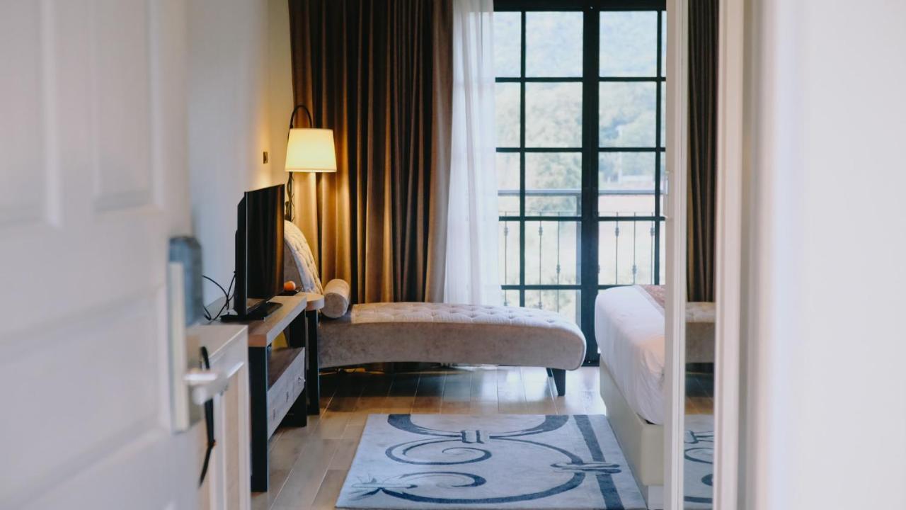 Le Monte Khao Yai Mu Si
