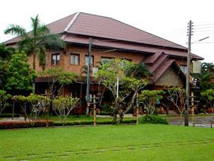 Silamanee & Hotel