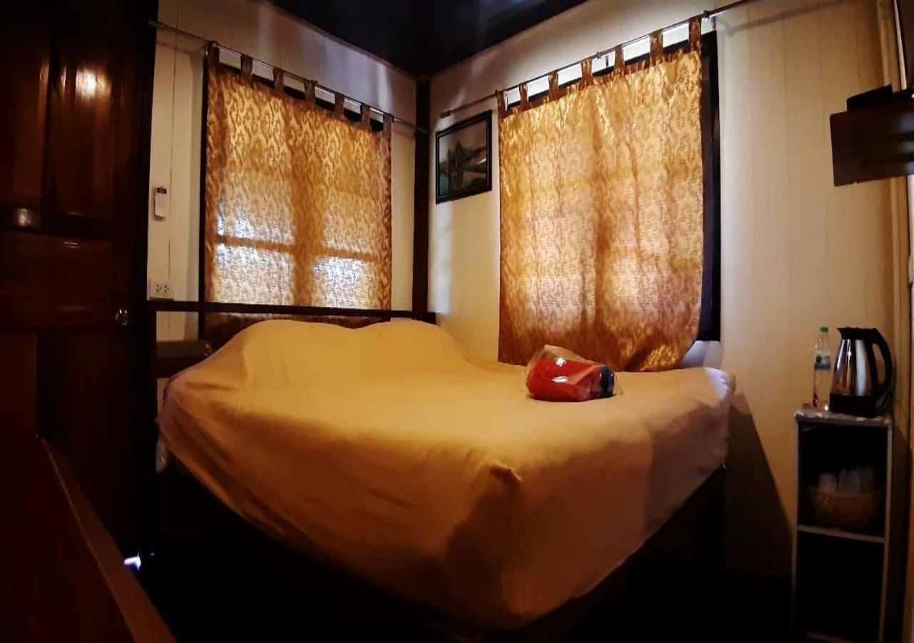 Ban Mai Suay Pak Chong *