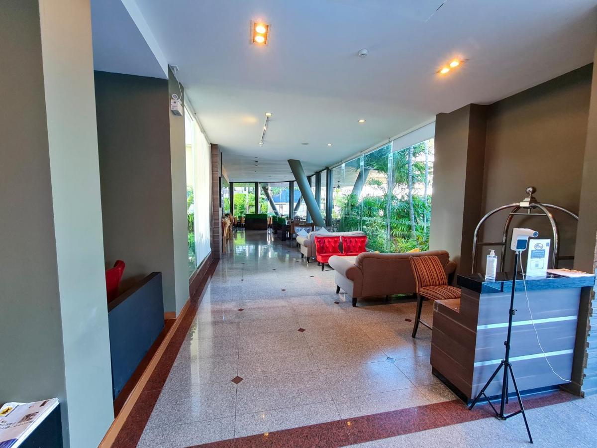 Hotel Grand Garden &