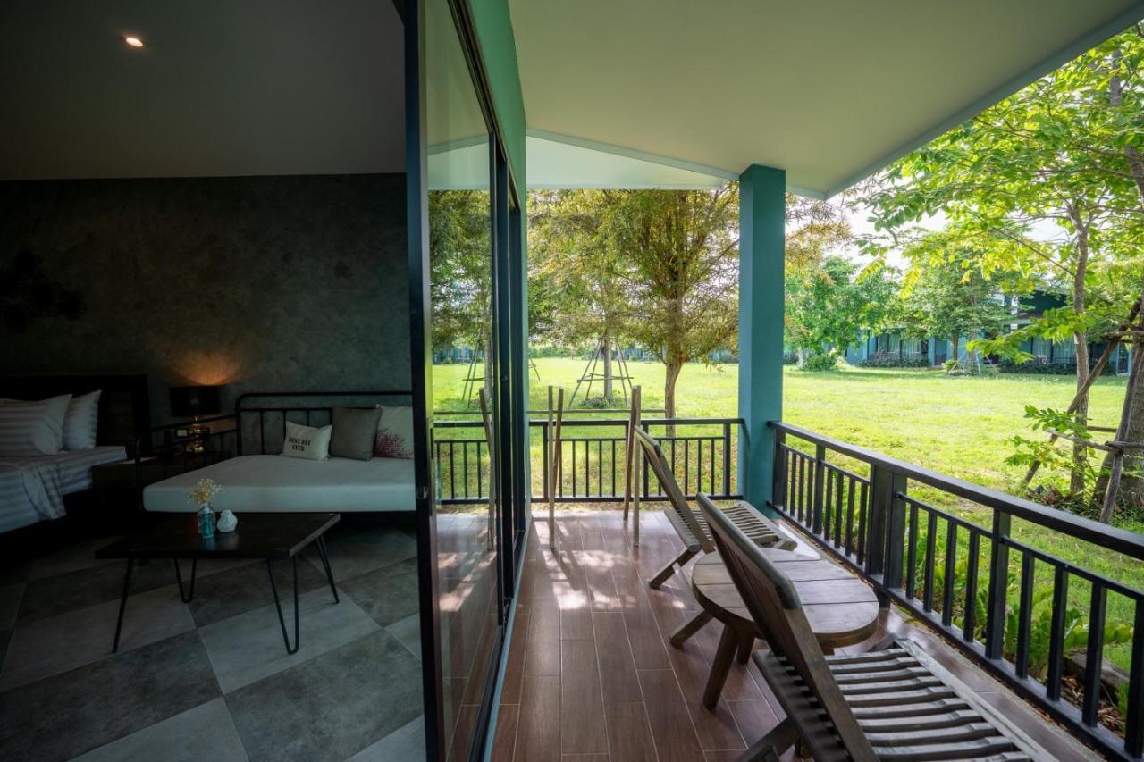 Coral Tree Huahin 4*