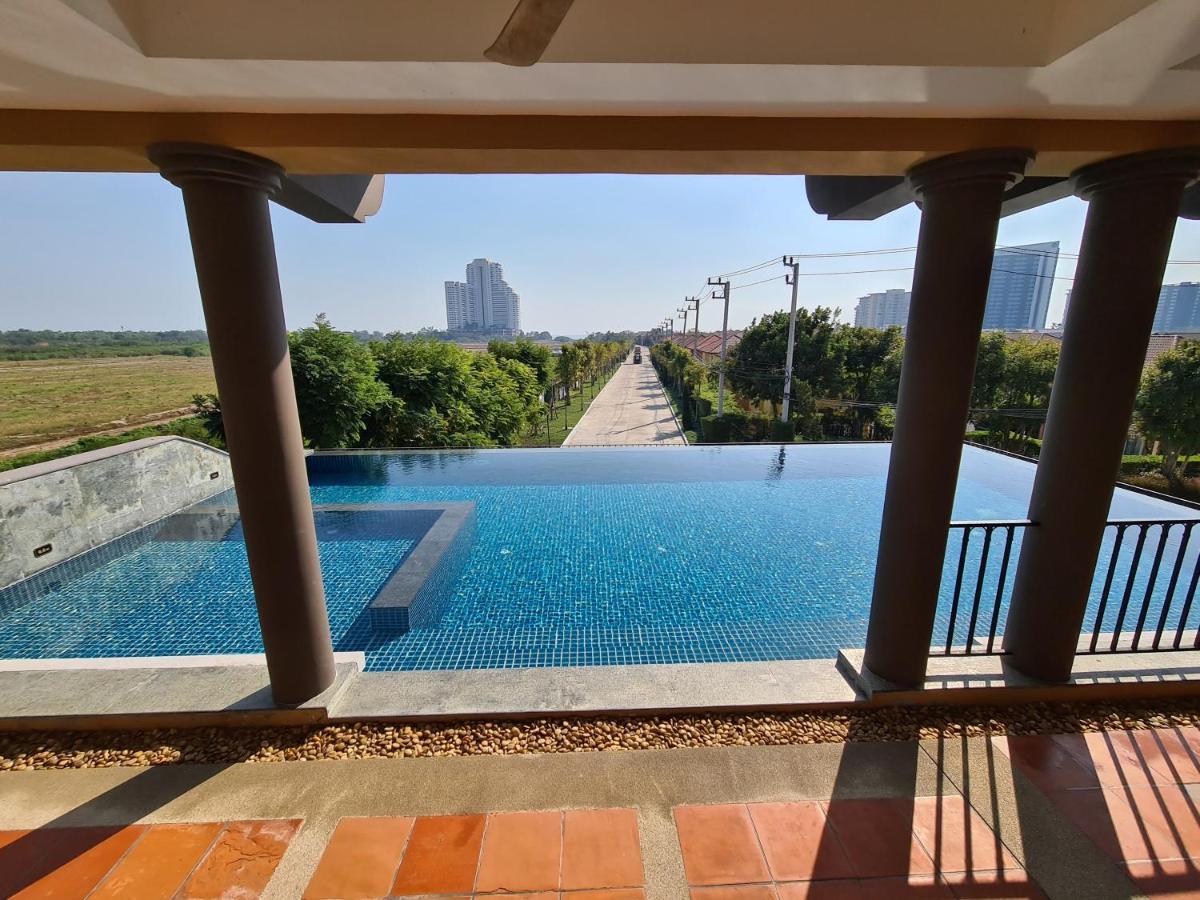 Amara Pool At Boulevard Tuscany Chaam Huahin