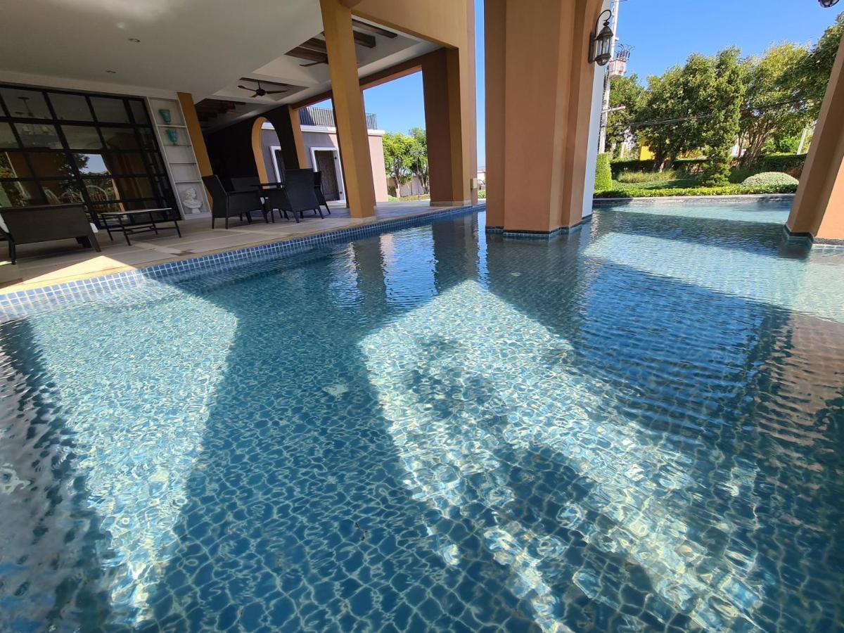 Amara Pool At Boulevard Tuscany Chaam Huahin *