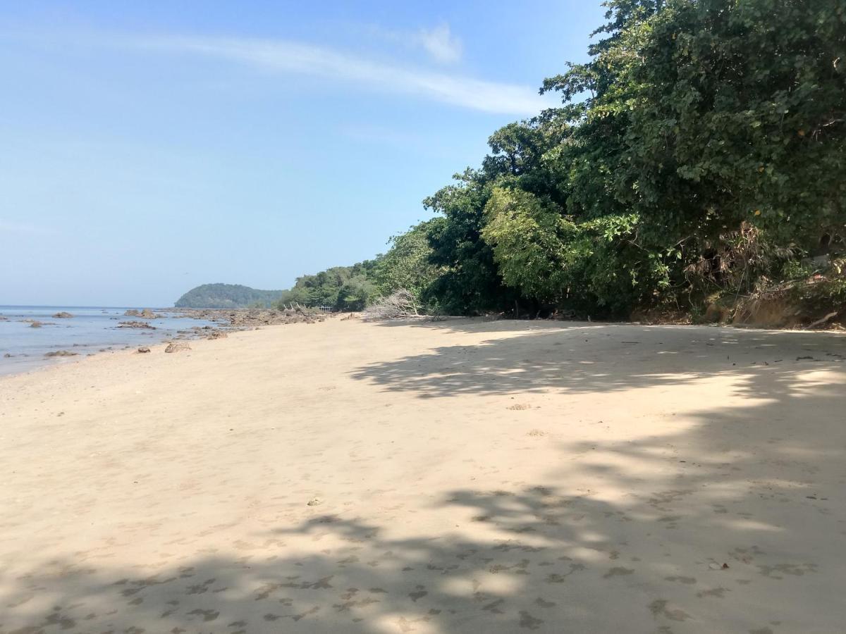 Guest house Kohjum Relax Koh Jum
