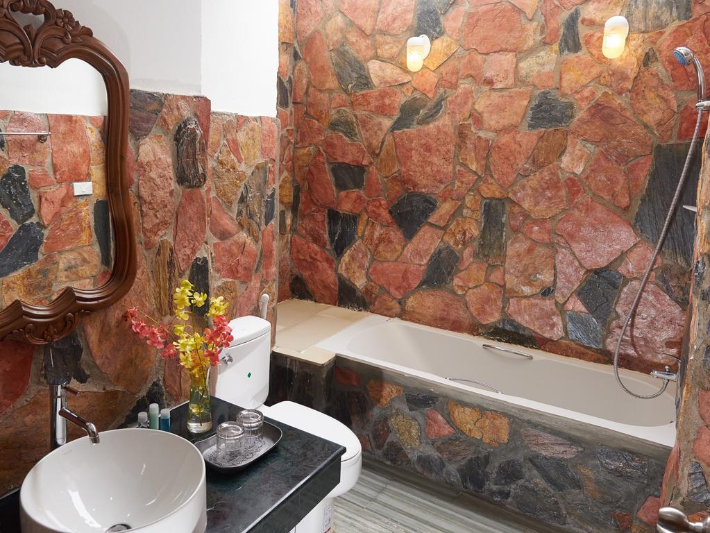 Sara Beachfront Boutique 4* Pathiu