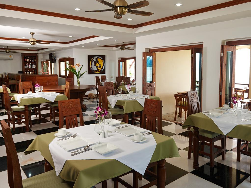 Sara Beachfront Boutique Hotel 4*