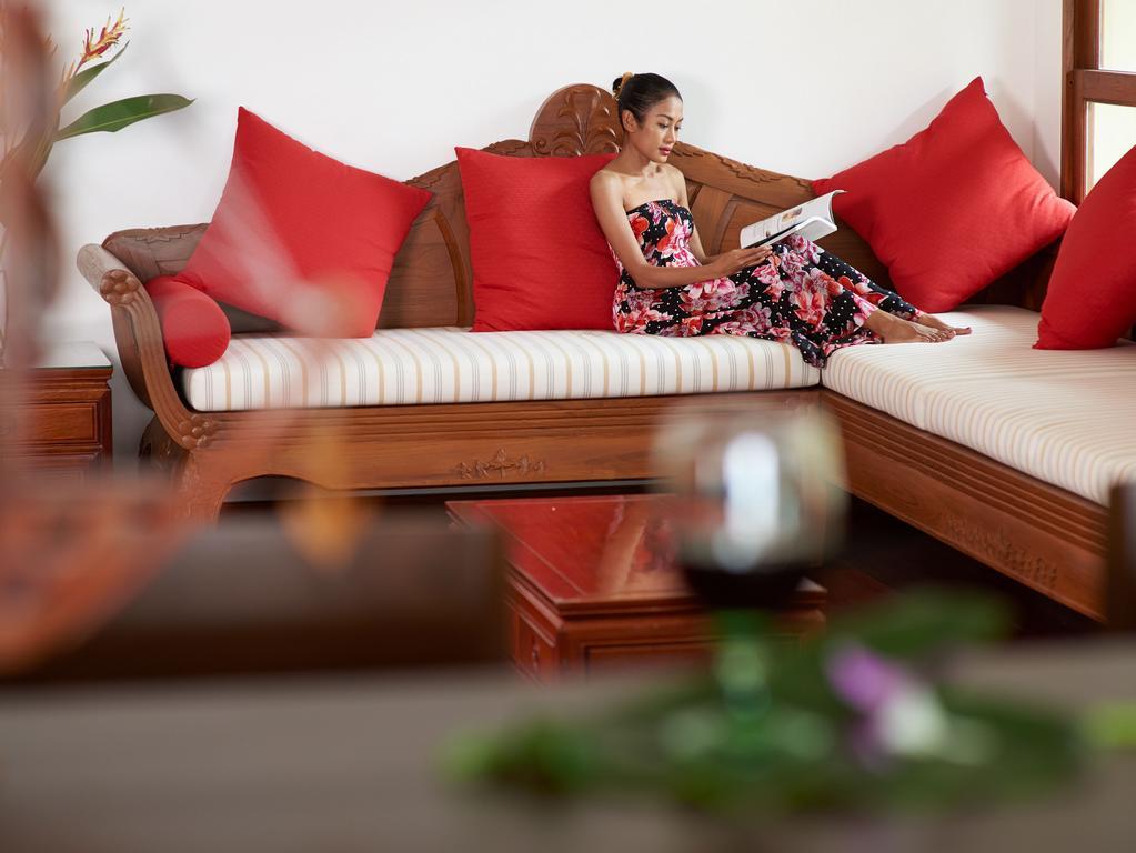 Sara Beachfront Boutique 4*