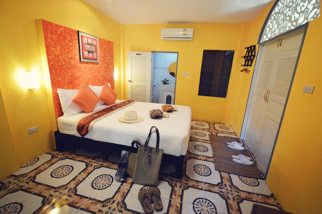 The Legend Maeklong Hotel 3*
