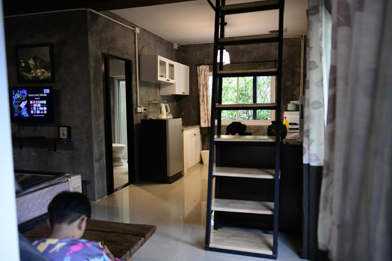 Jung Ja Hut Guest house Sai Yok