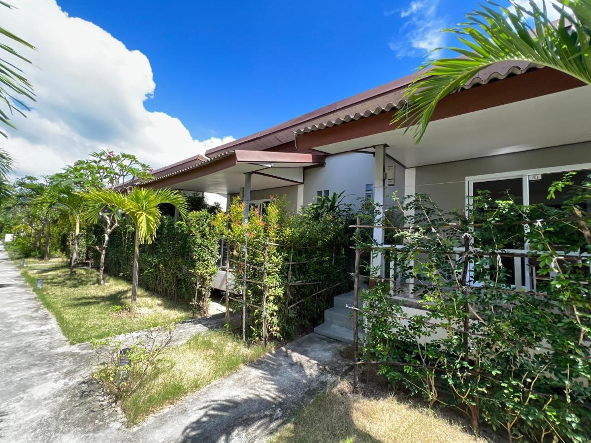 Cheeva Resort Baan Tai