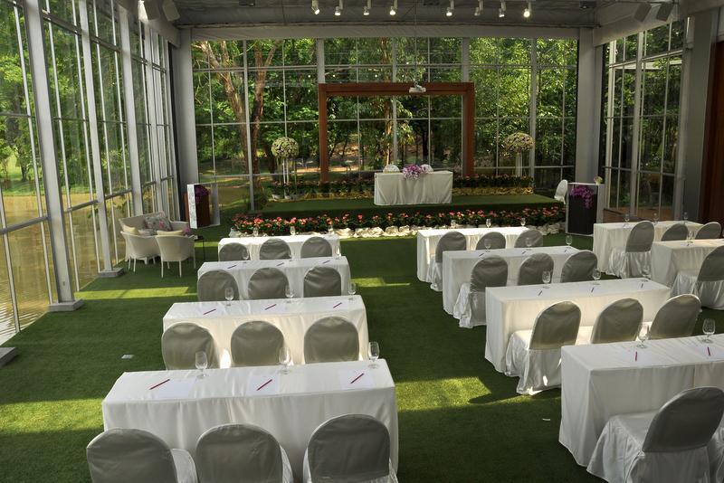 Resort Dasada, The Flower Es'senses Noen Hom
