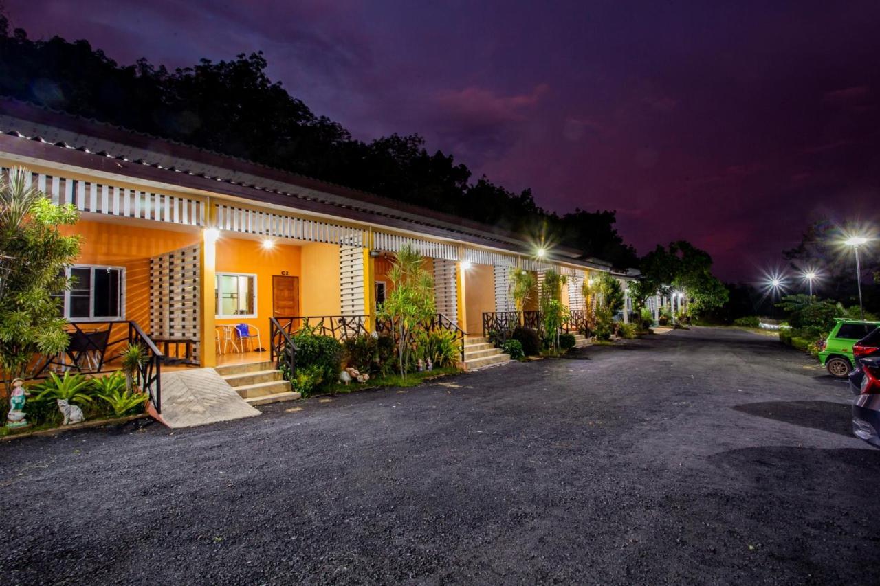 Baan Suan Mee Tang Resort 3*