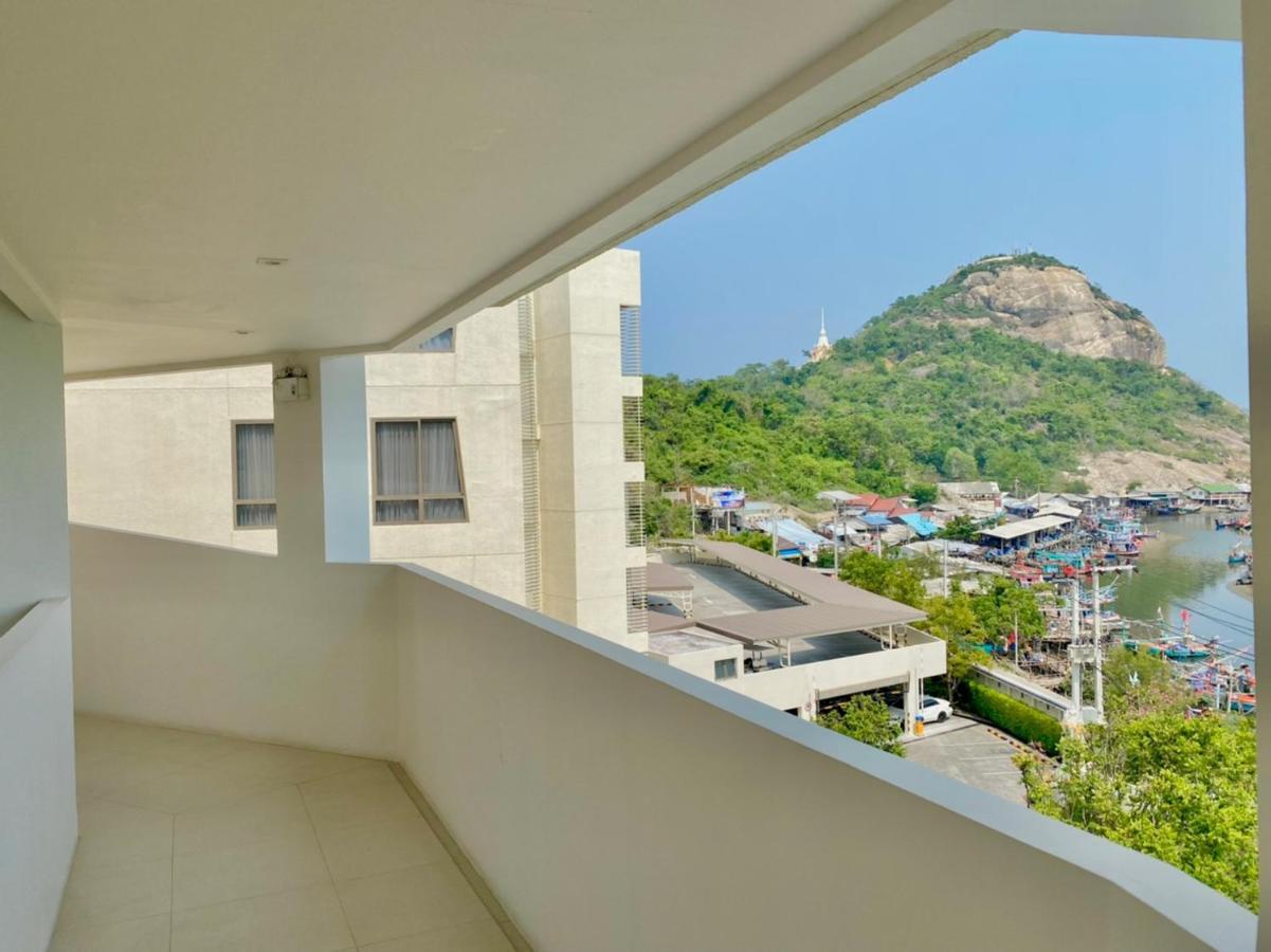 Seaview 2 Bedroom Front Vacation Apartment Hua Hin