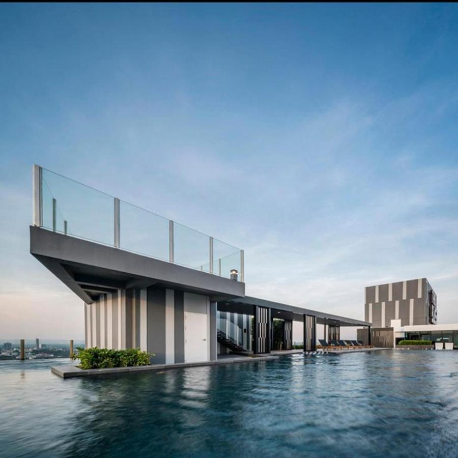 The Base Infinity Apartment Pattaya