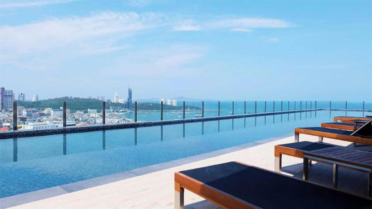 The Base Infinity * Pattaya