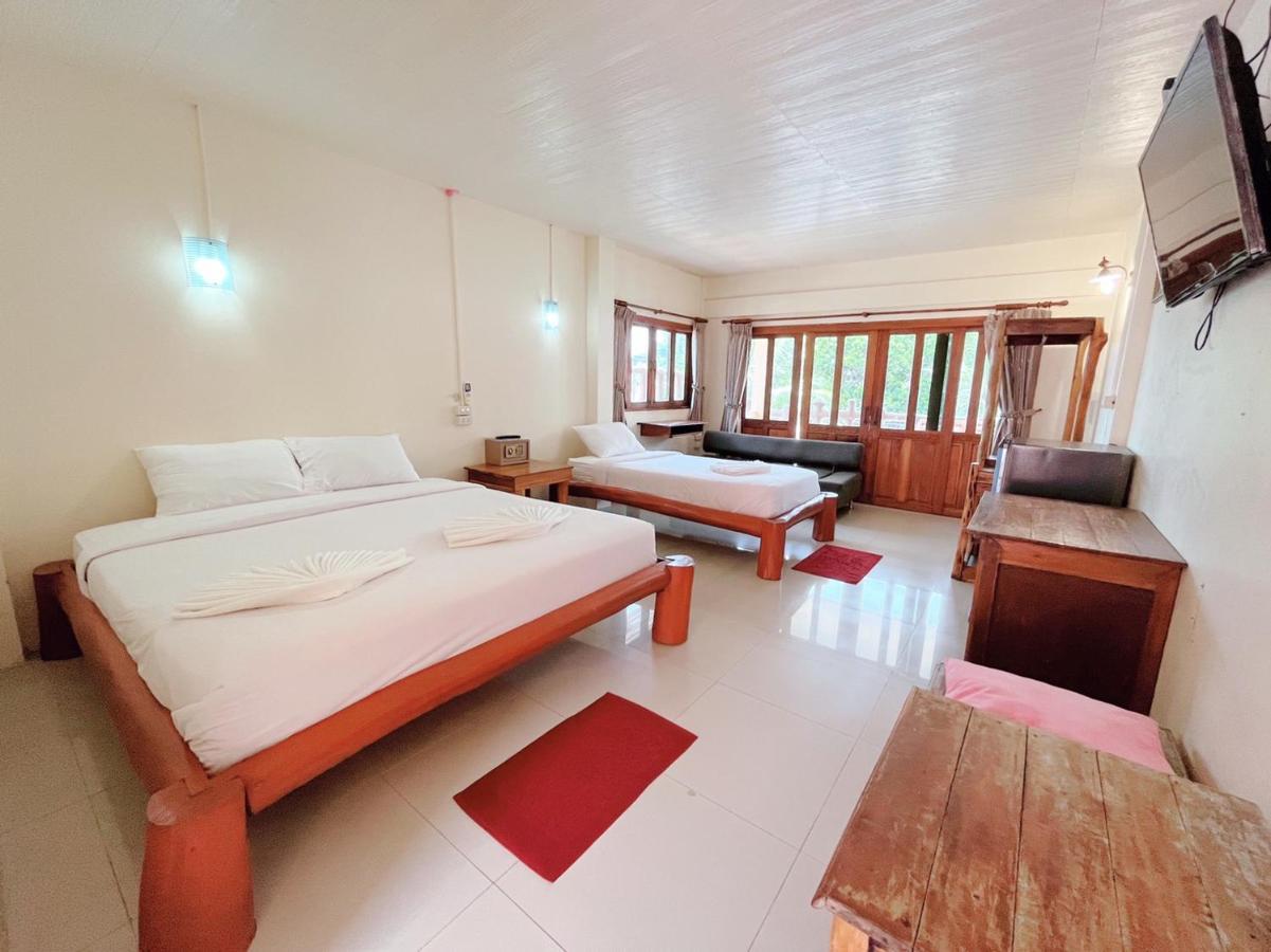 Paradise 3* Haad Rin
