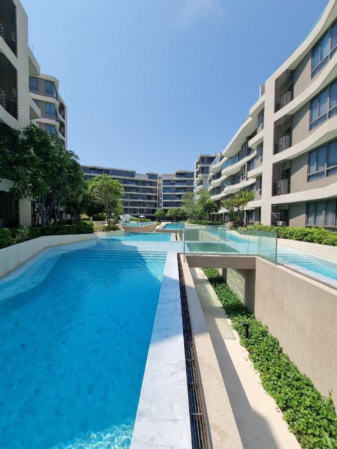 Veranda 1br Beachfront Apartment