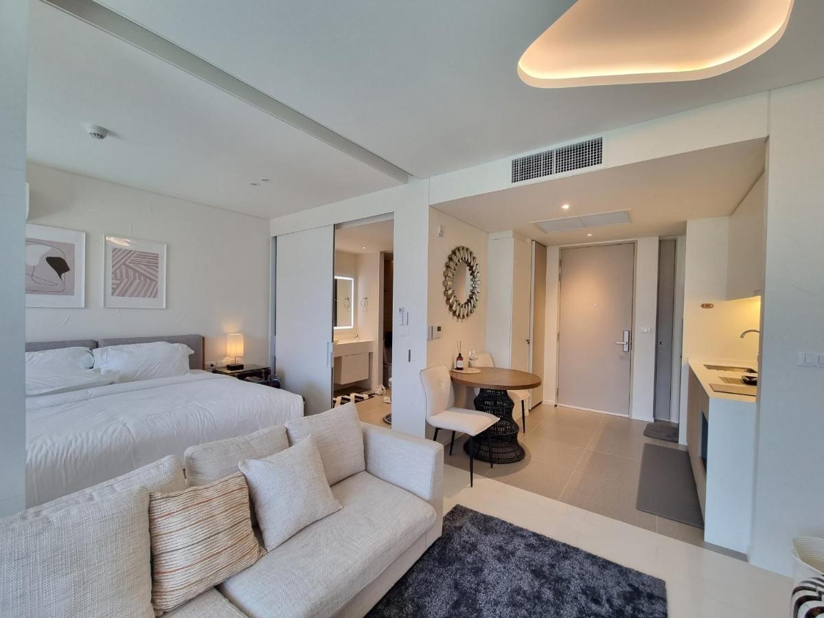Veranda 1br Beachfront Apartment