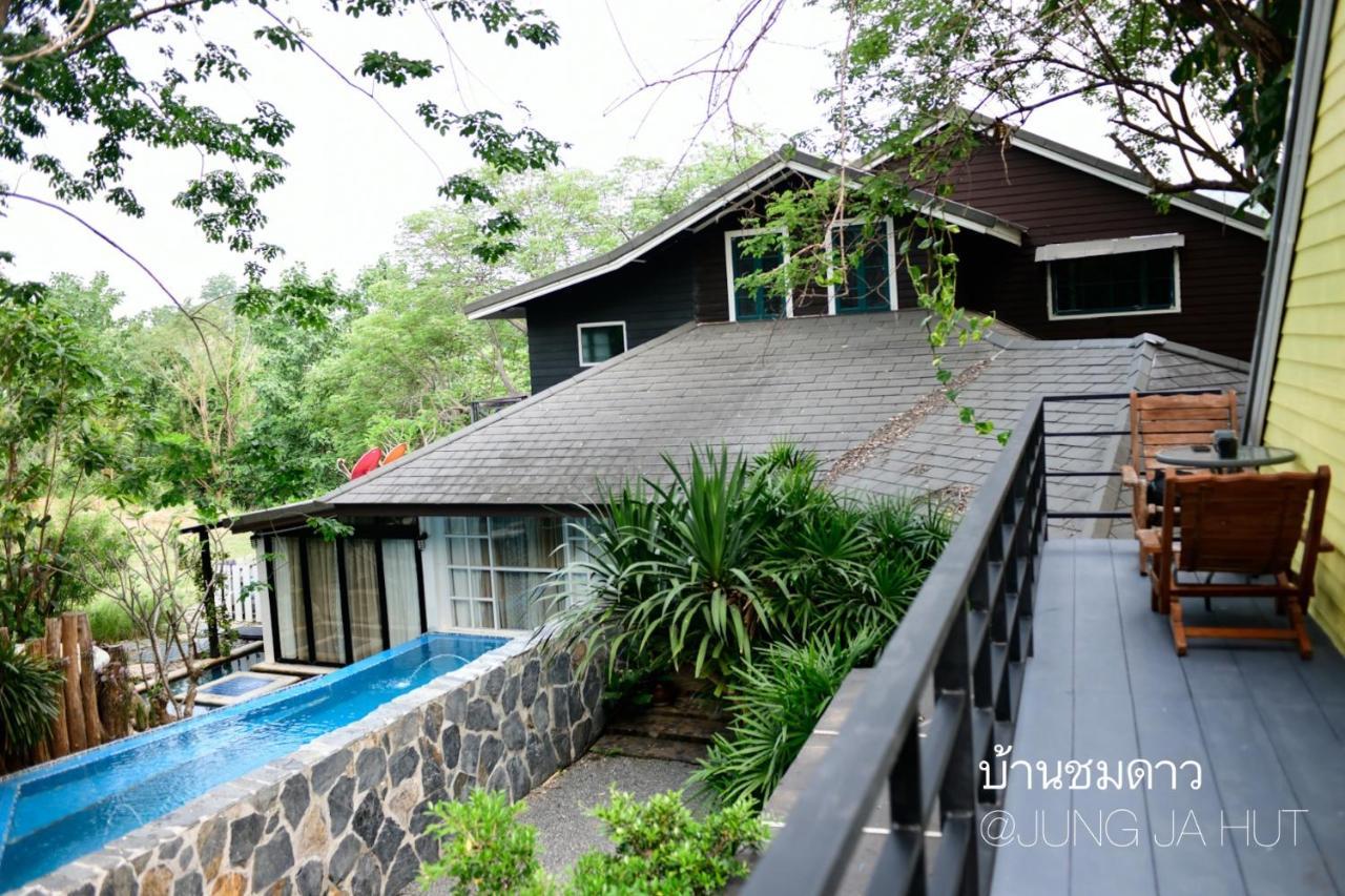 Jung Ja Hut Guest house 2*