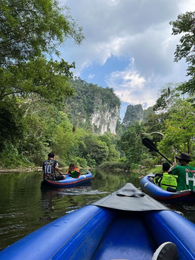 Billion Views Khaosok * Khao Sok National Park