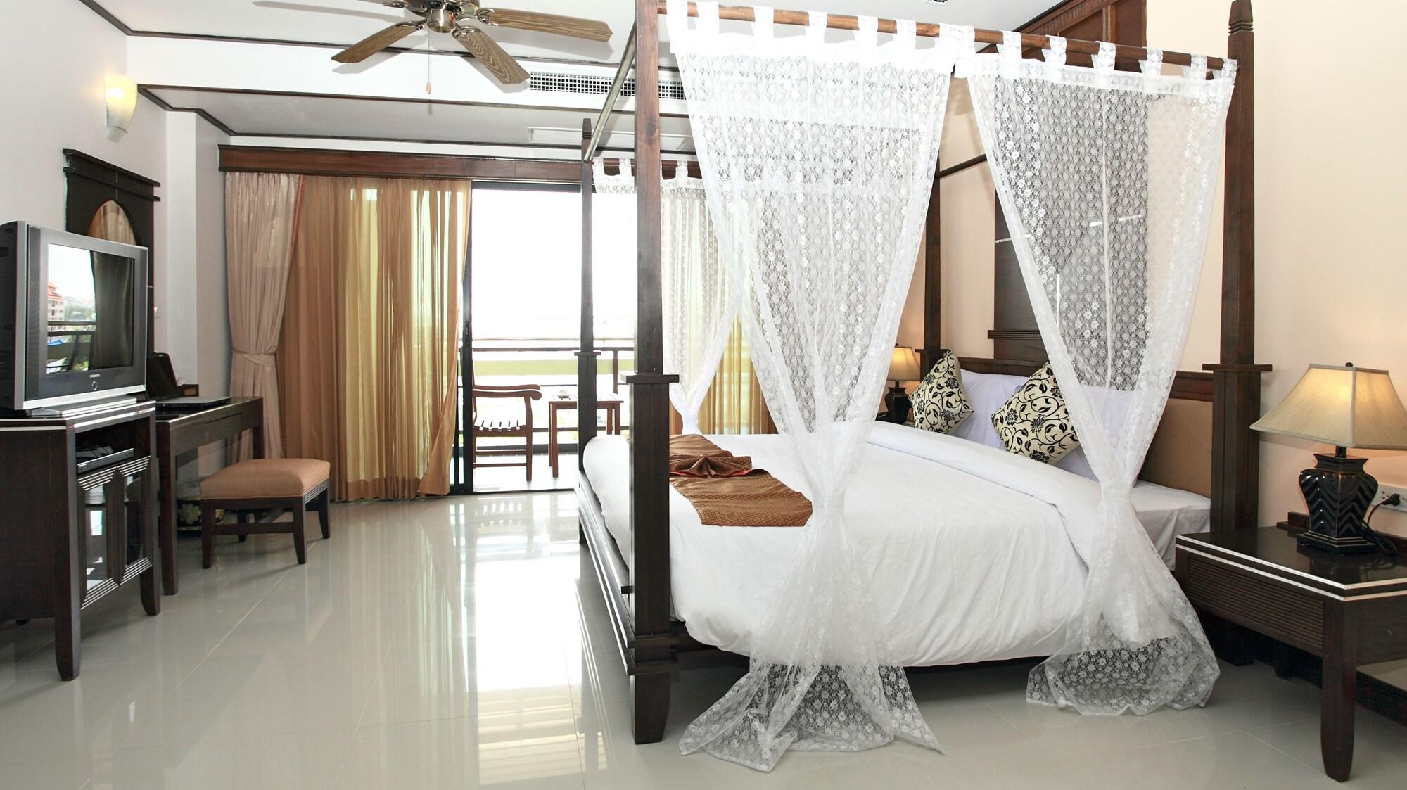 Loft 3* Pattaya