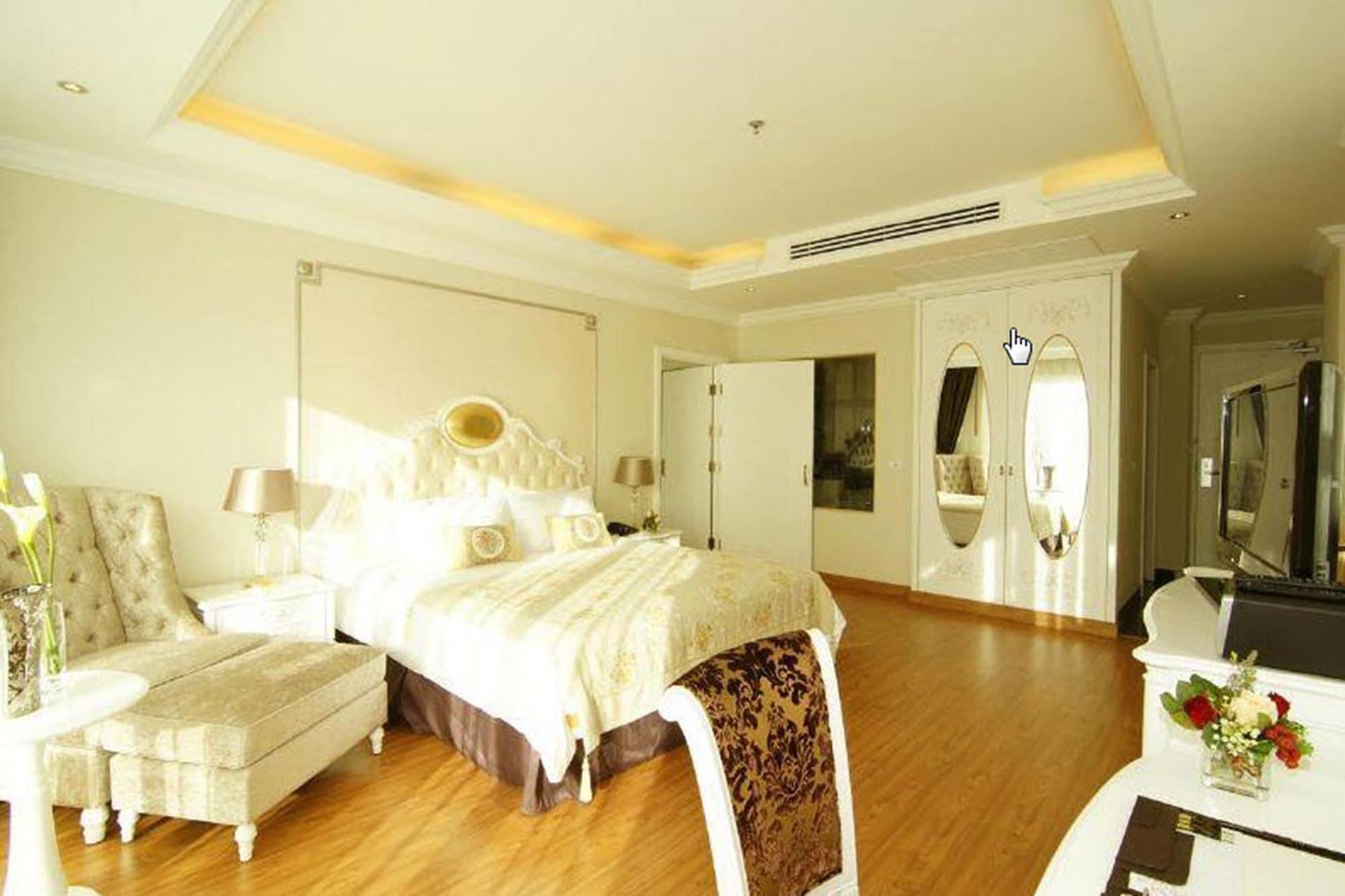 Lk Miracle - Sha Extra Hotel