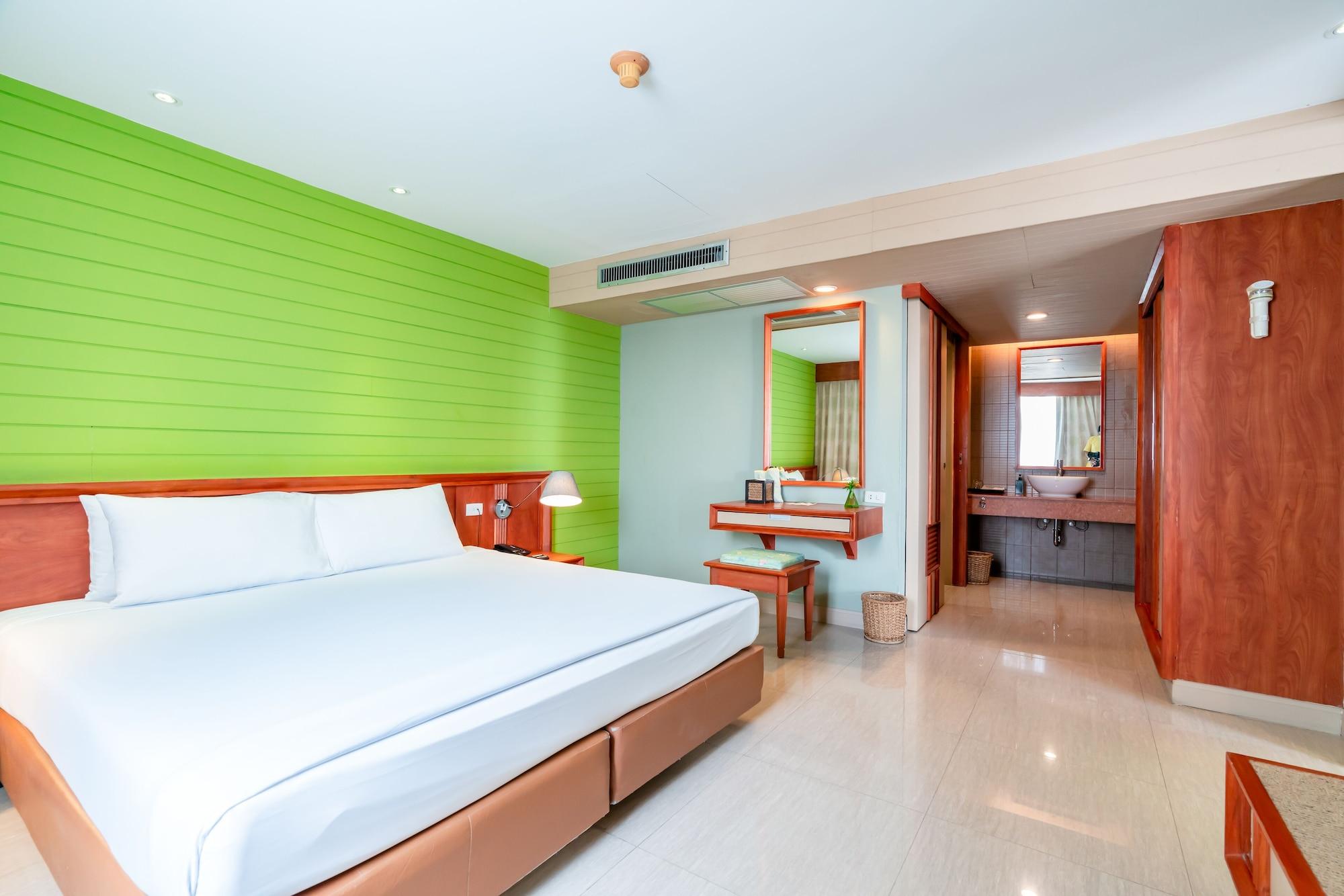 Long Hotel 3*