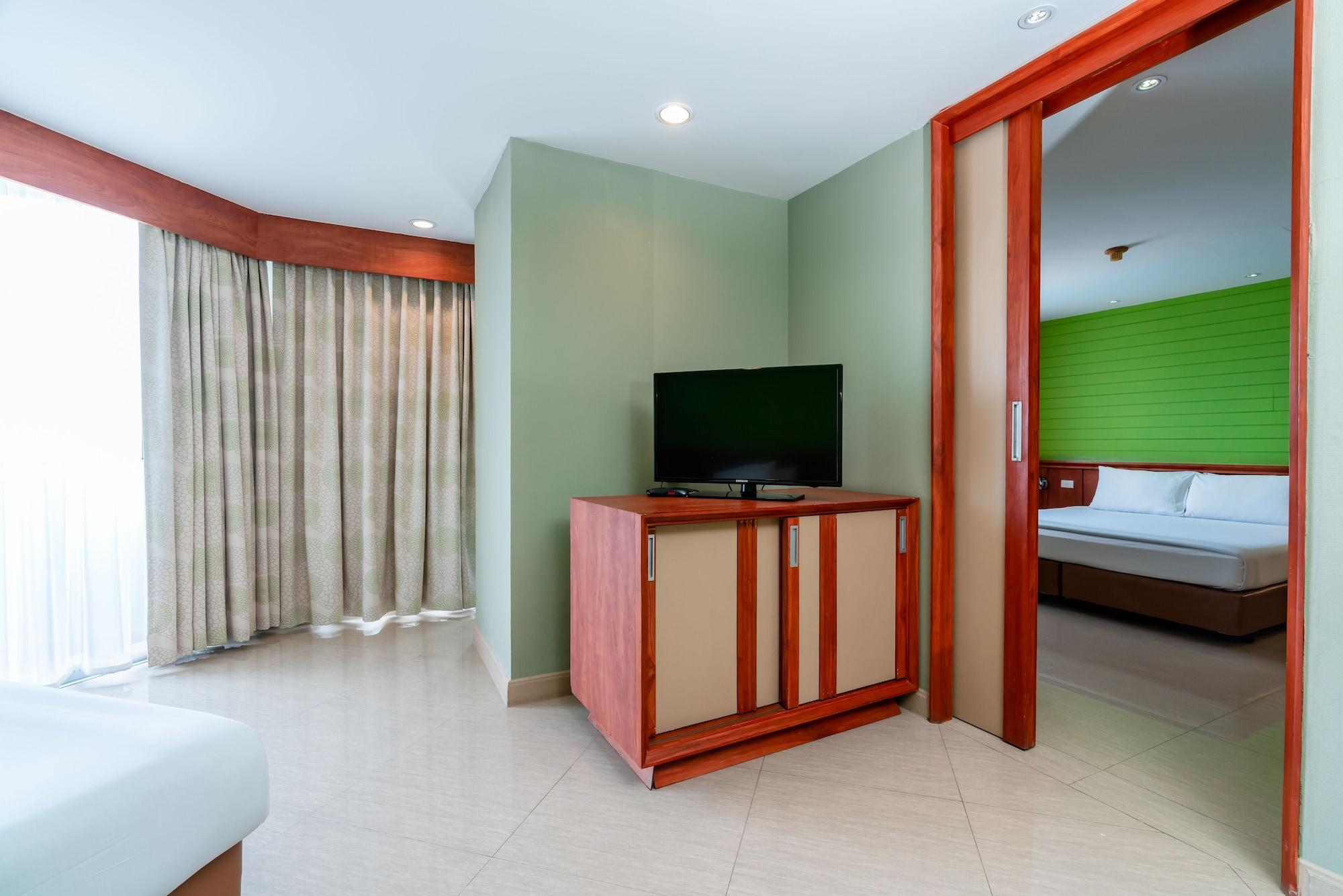 Long Hotel
