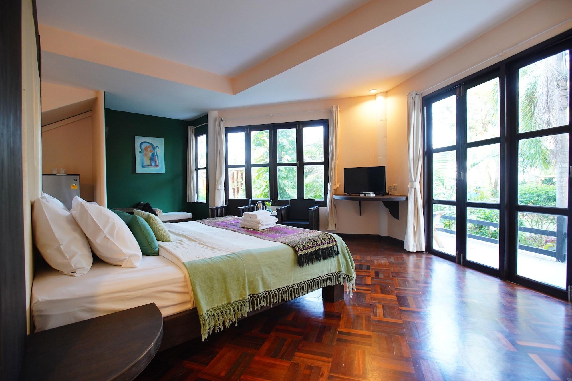 Tanaosri Resort 4*