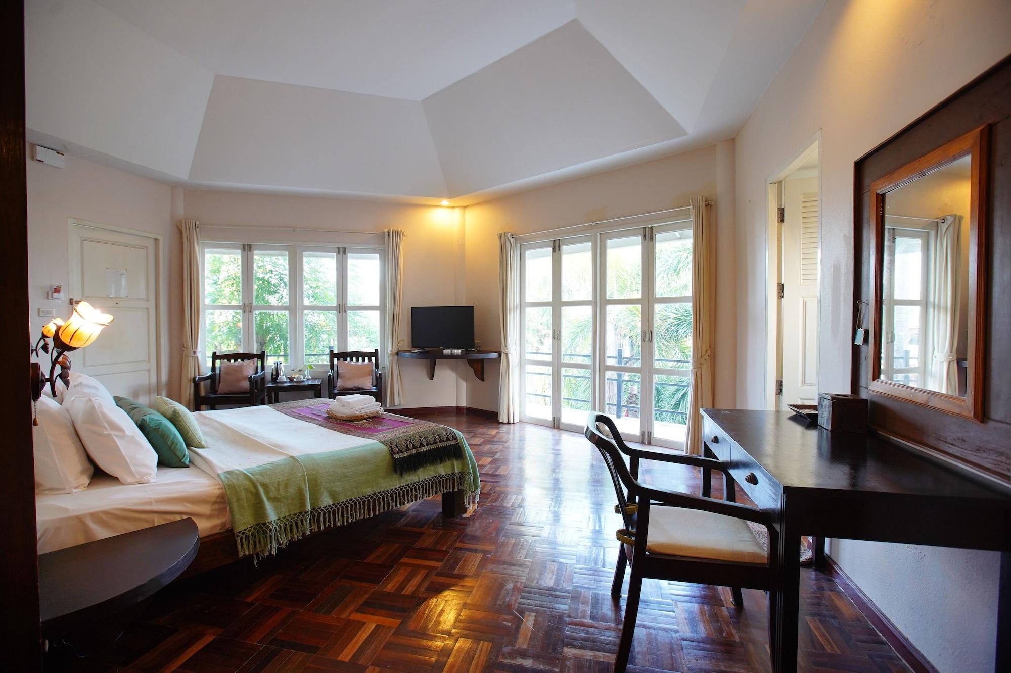 Tanaosri Resort