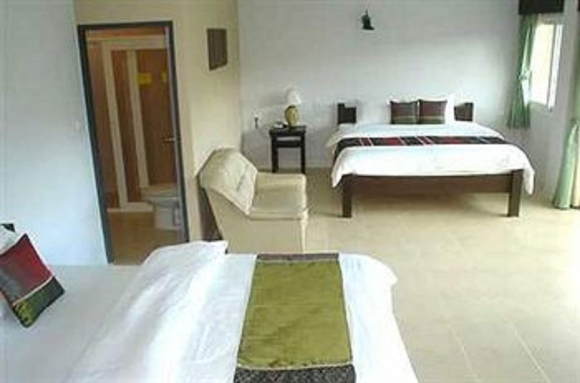 Hotel Bacchus