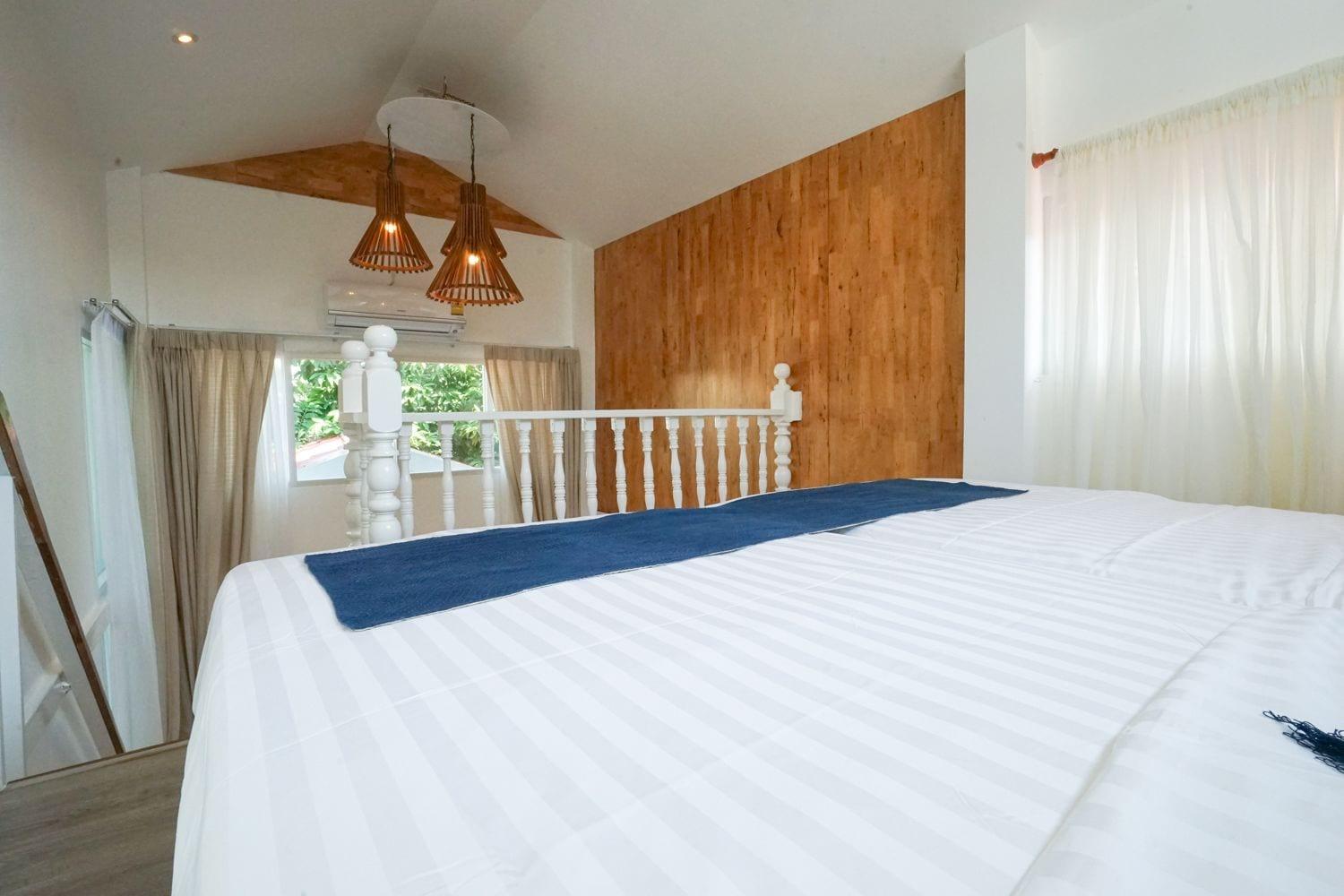 Bed & Breakfast Changmoi House 3*