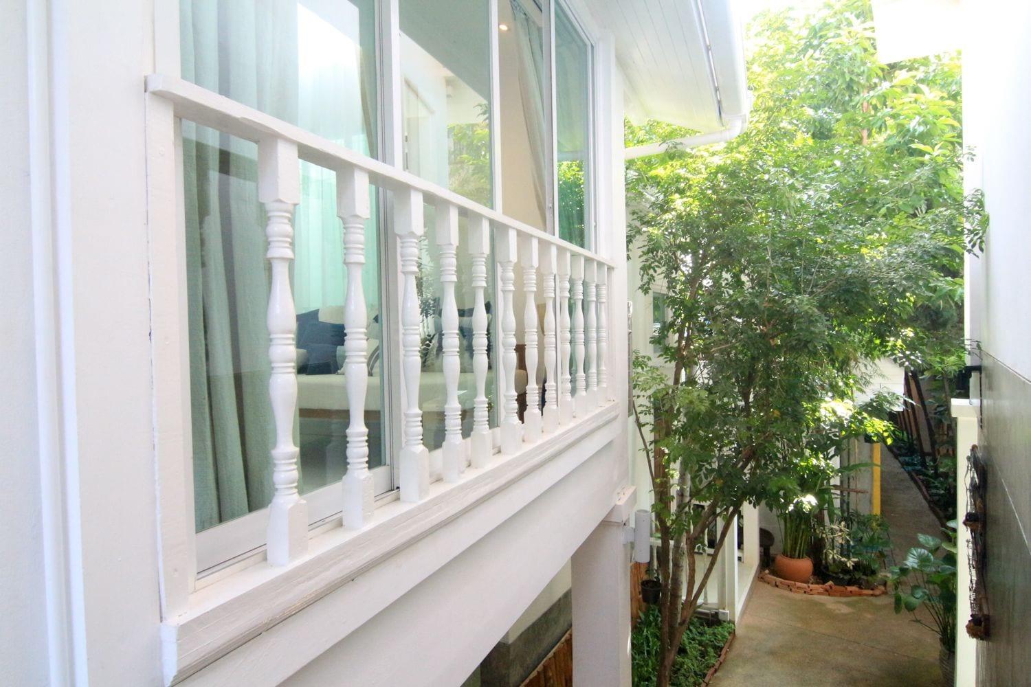 Bed & Breakfast Changmoi House