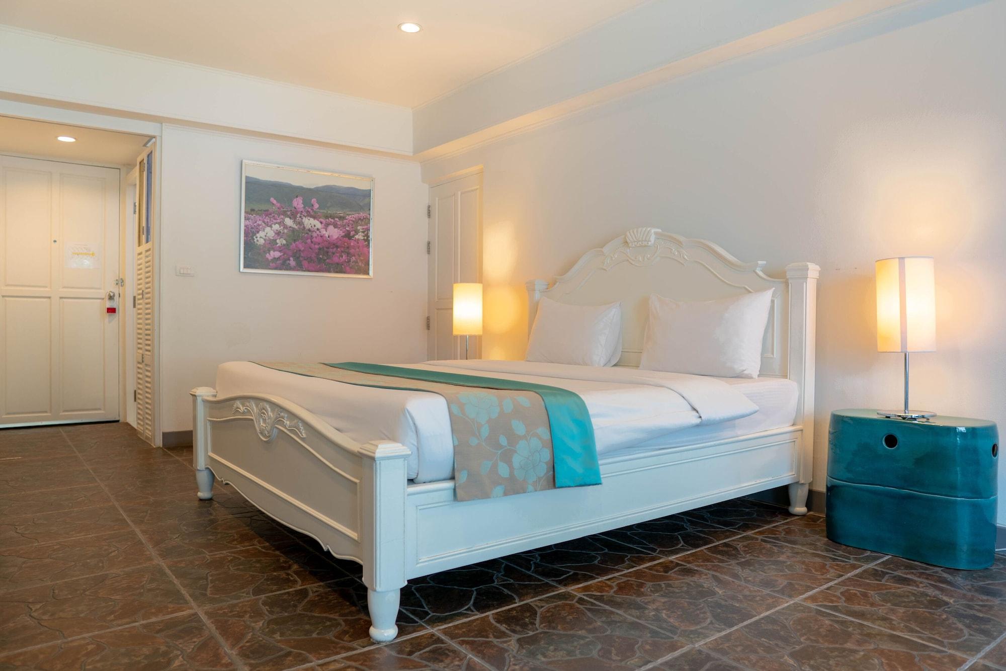 Hotel Cera @ Cha-Am