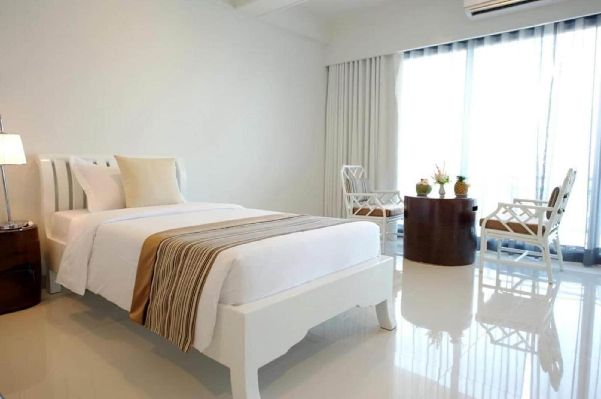 Hotel Cera @